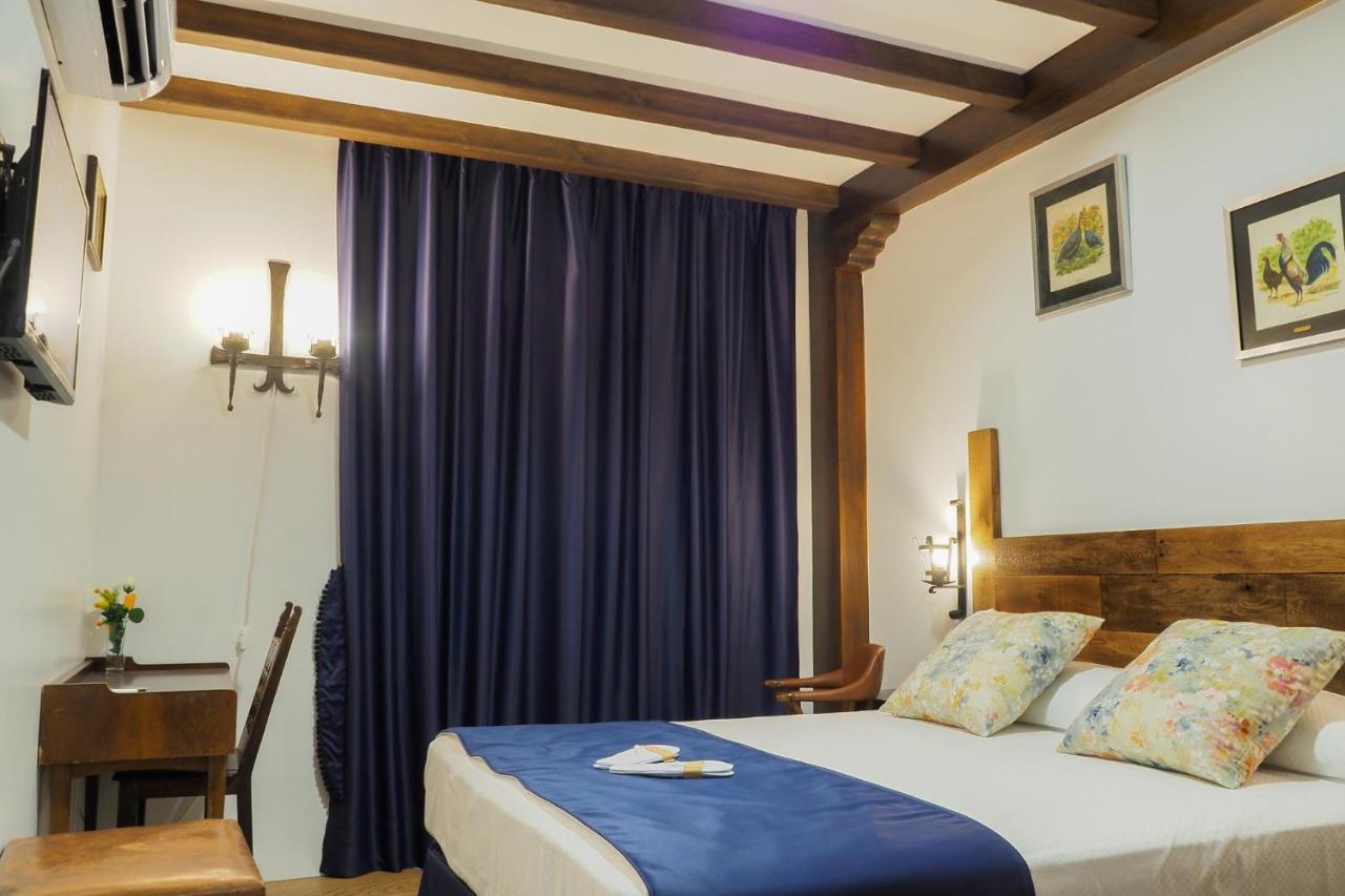 Posada Y Apartamentos Trebuesto De Guriezo Luaran gambar